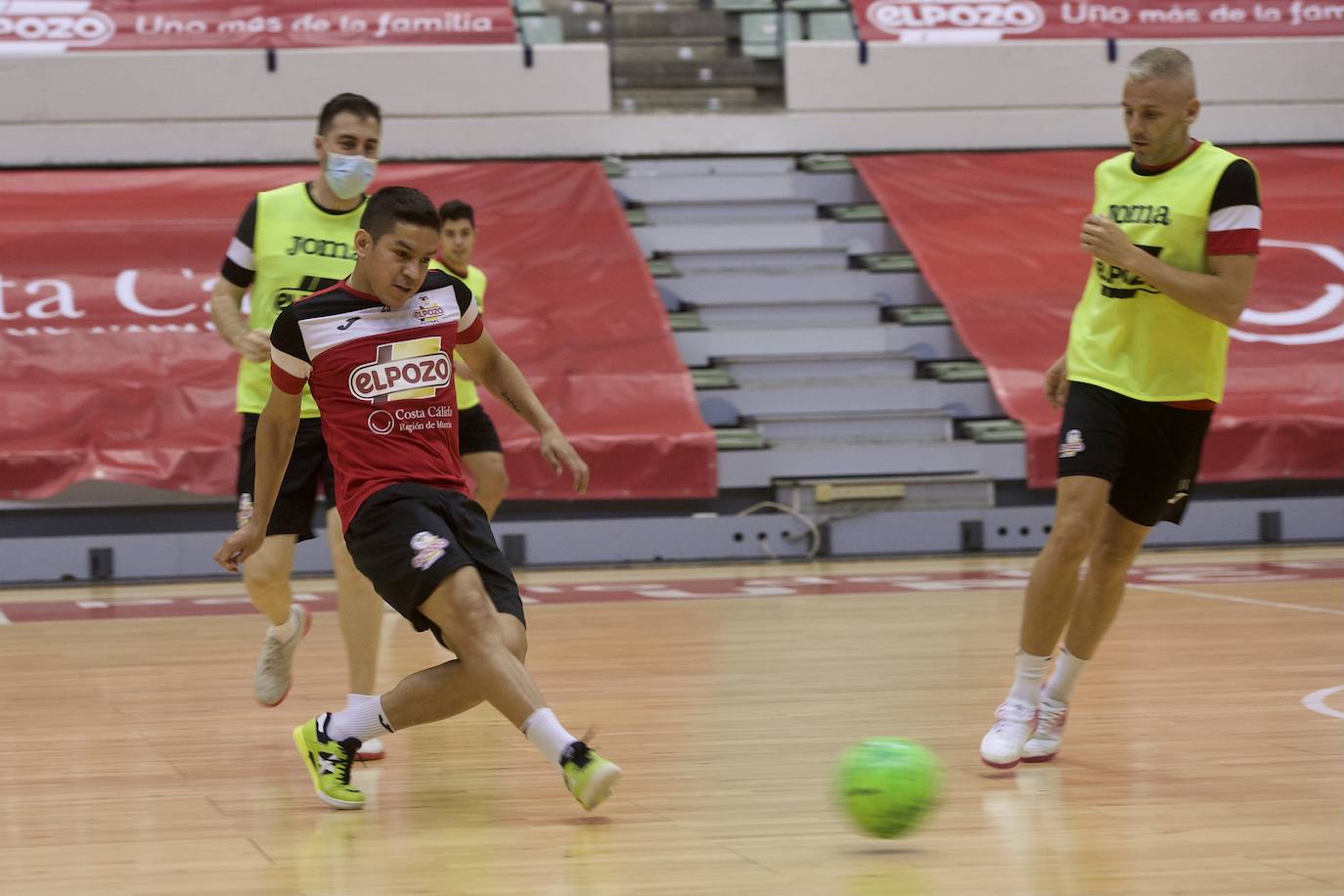 Fotos: entrenamiento que celebraron ayer en el Palacio de Deportes