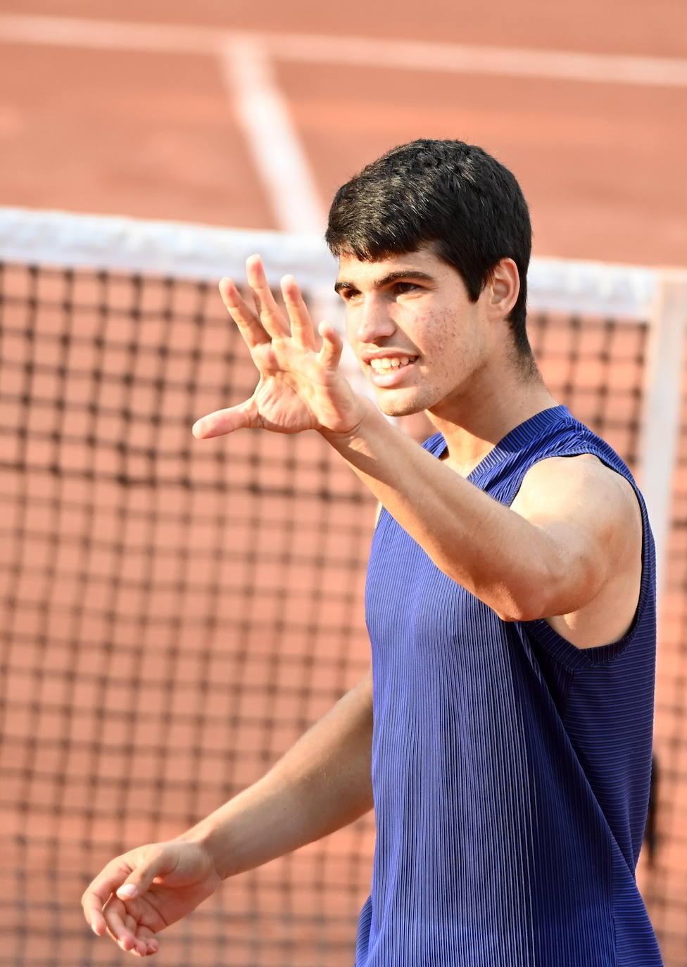 Fotos: Alcaraz desarma a Basilashvili y peleará por colarse en octavos de Roland Garros