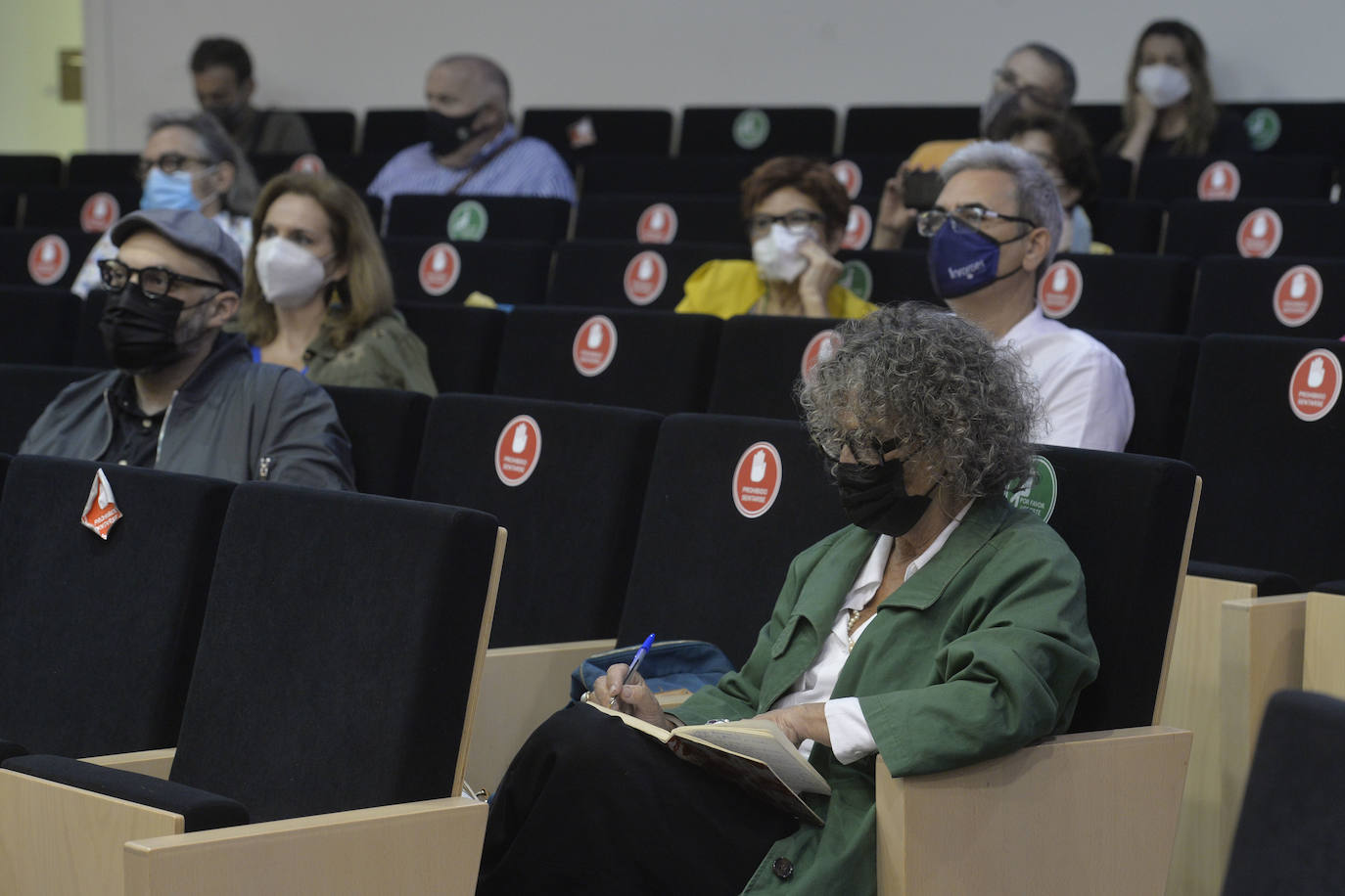 Charo Guarino, Jerónimo Tristante, Lola Gracia, Manuel Moyano, Ginés Campillo, Inma Pelegrín, Miguel Ángel Hernández y Marisa López, este sábado.