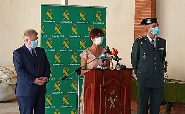 La directora general de la Guardia Civil, María Gámez, durante la presentación de la operación 'Overdose', este martes.