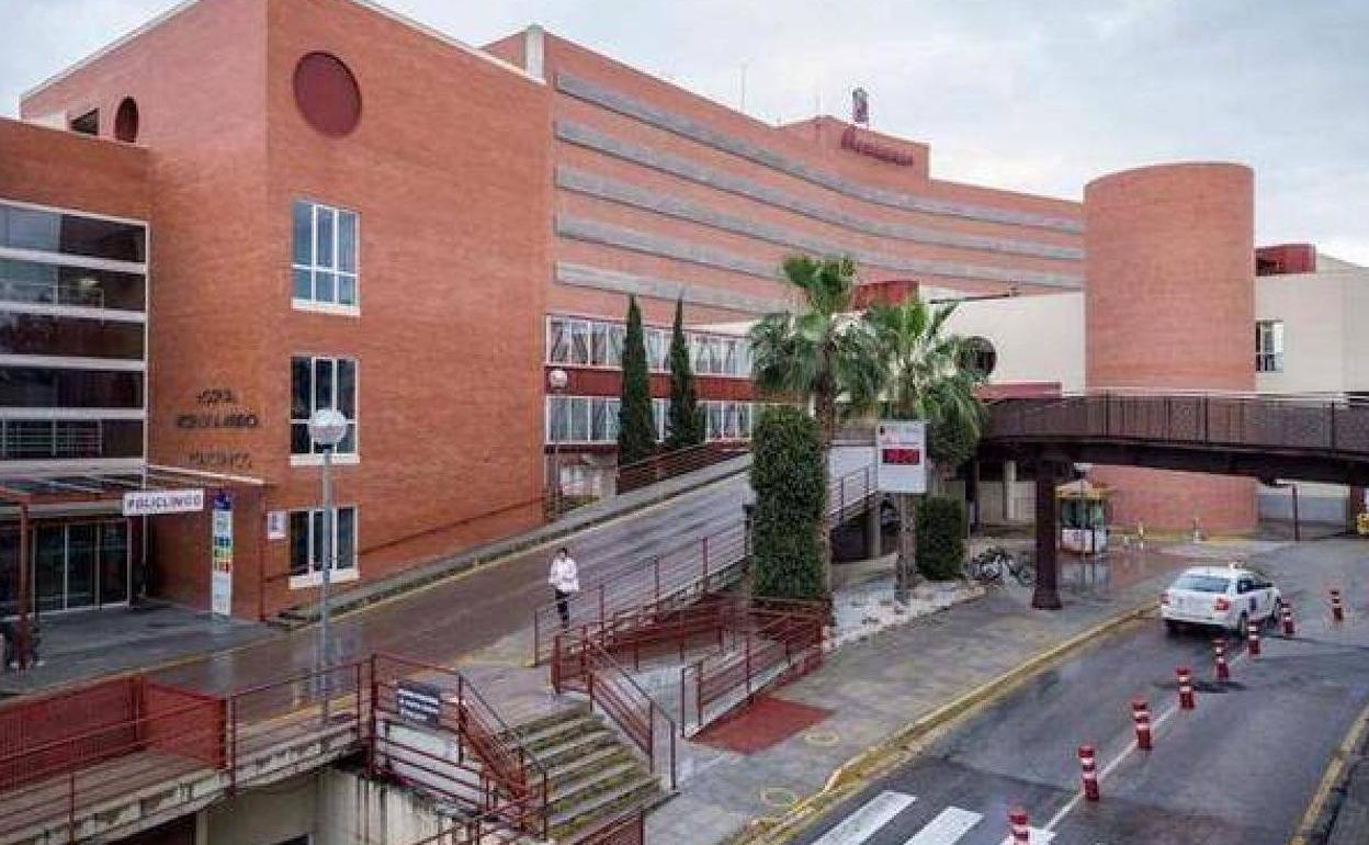 Hospital Virgen de la Arrixaca, en Murcia, en una fotografía de archivo