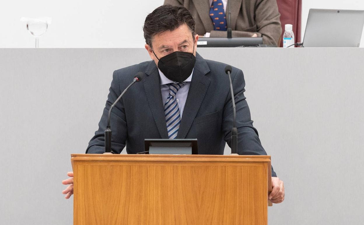 Juan José Molina en la Asamblea Regional.