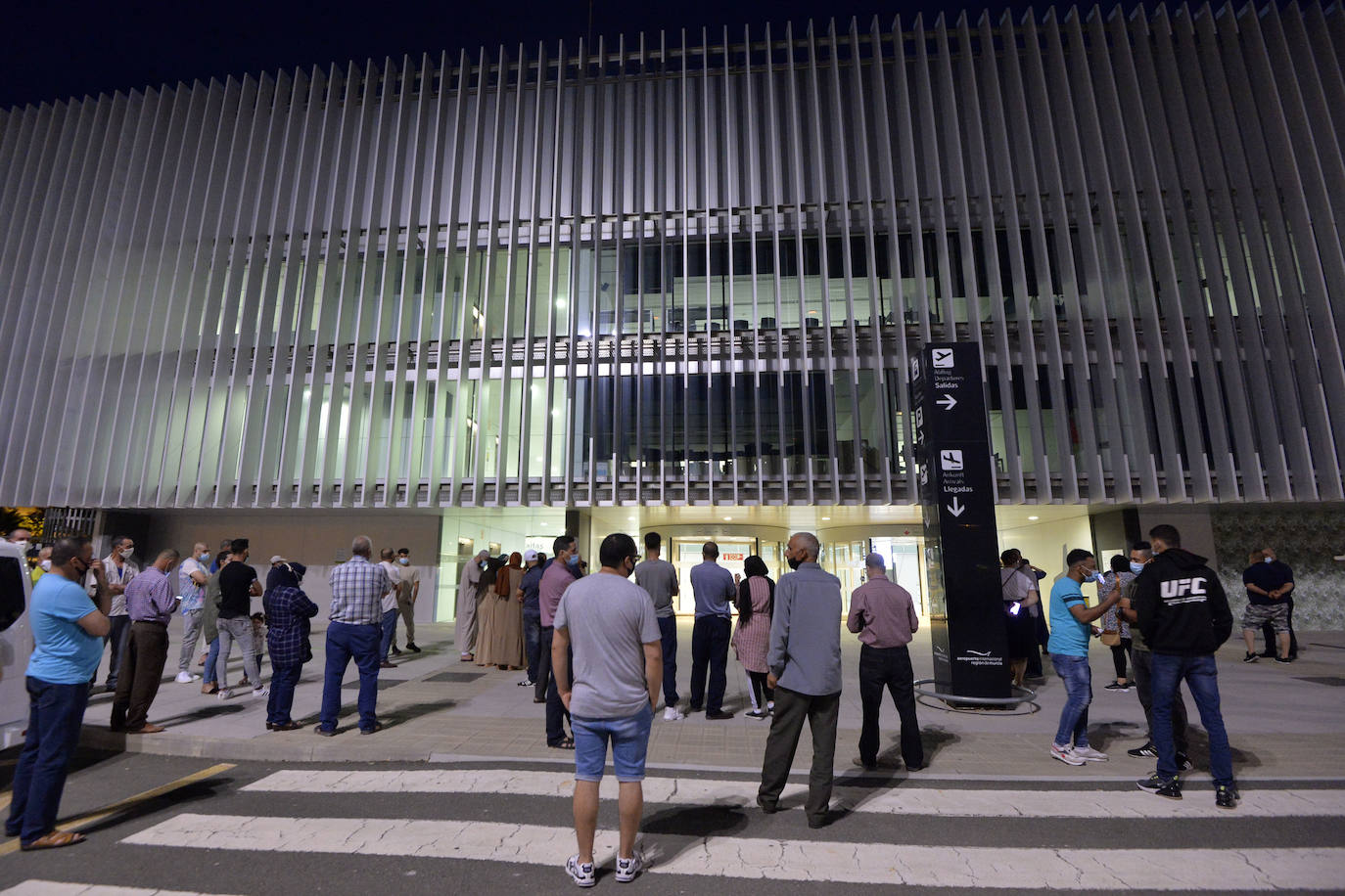 Fotos: El aeropuerto de Corvera estrena ruta con Marruecos