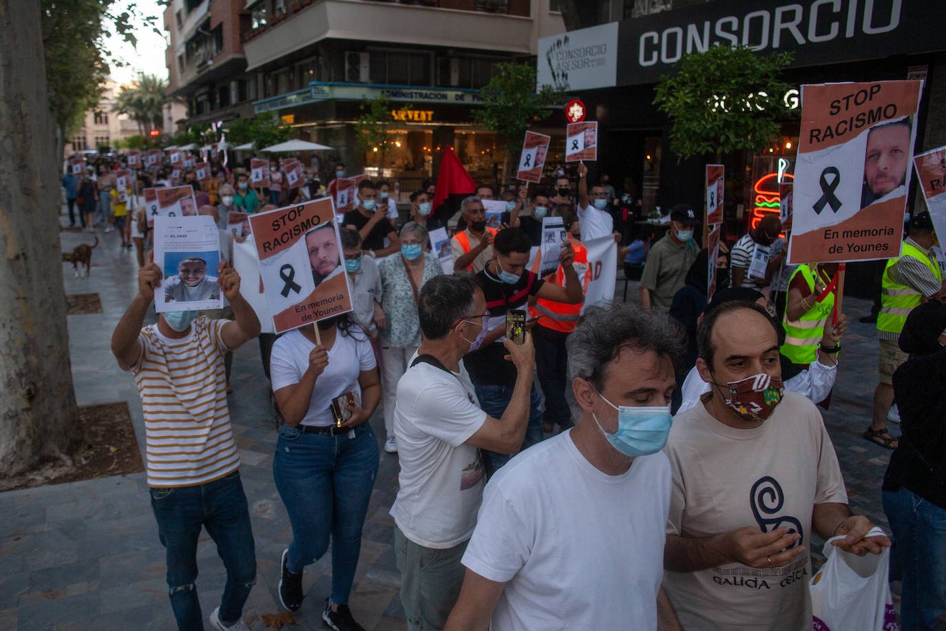 Fotos: Movilización en Murcia contra &quot;el odio, el racismo y la xenofobia&quot;
