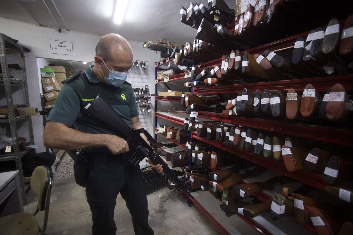 Fotos: La Intervención de Armas de la Guardia Civil cumple 35 años