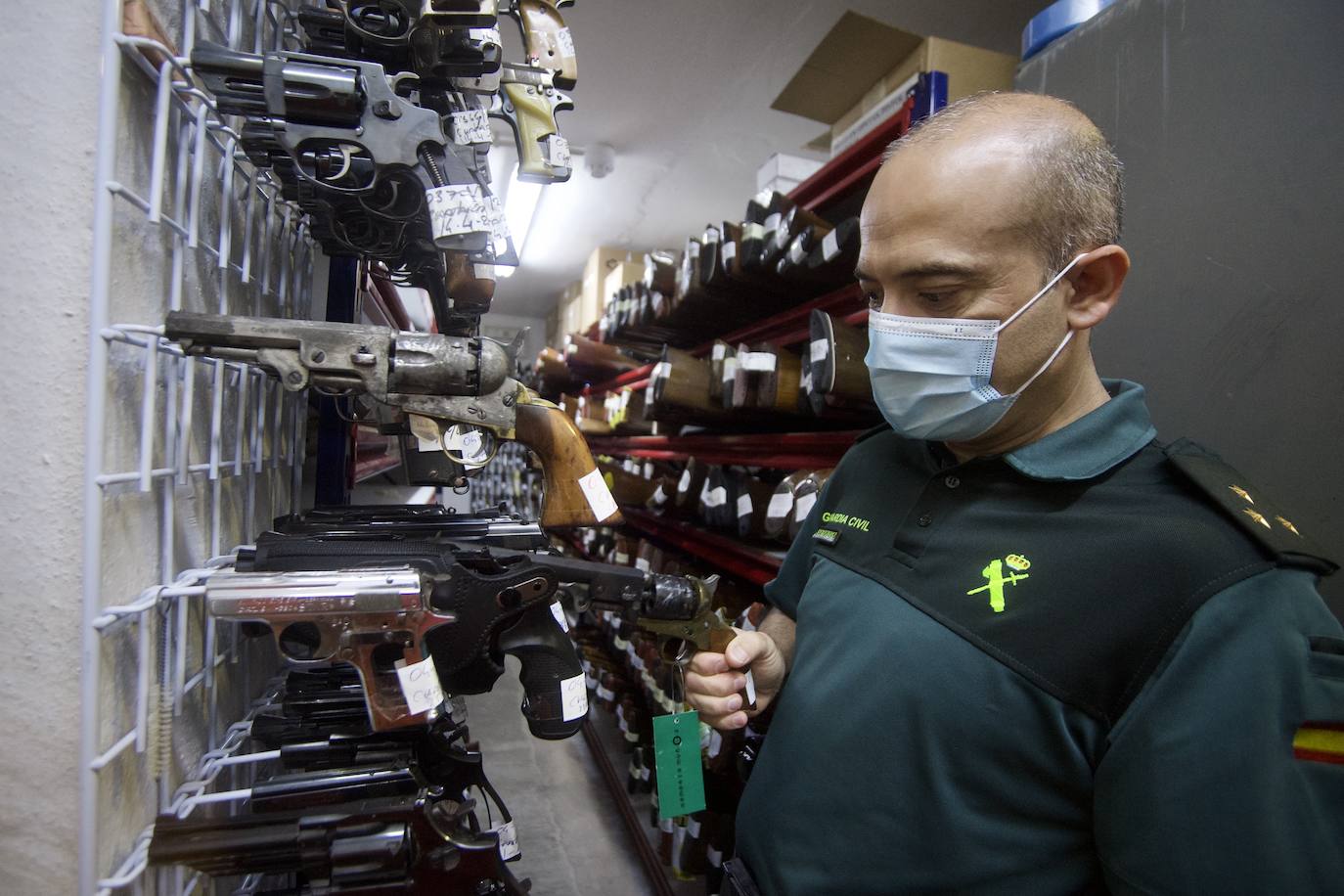 Fotos: La Intervención de Armas de la Guardia Civil cumple 35 años