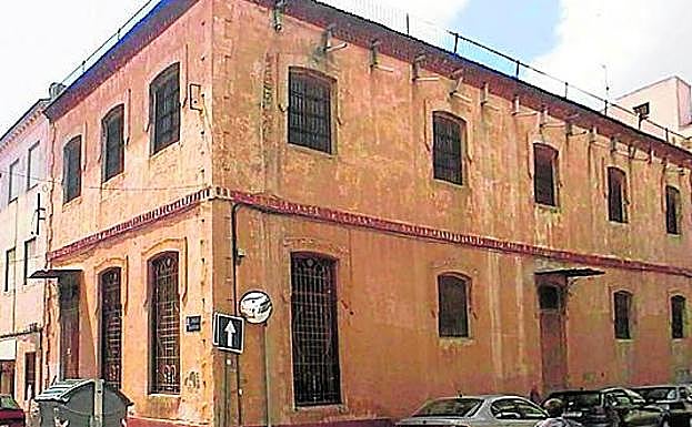 Estado del exterior del inmueble antes de las obras de puesta en valor.