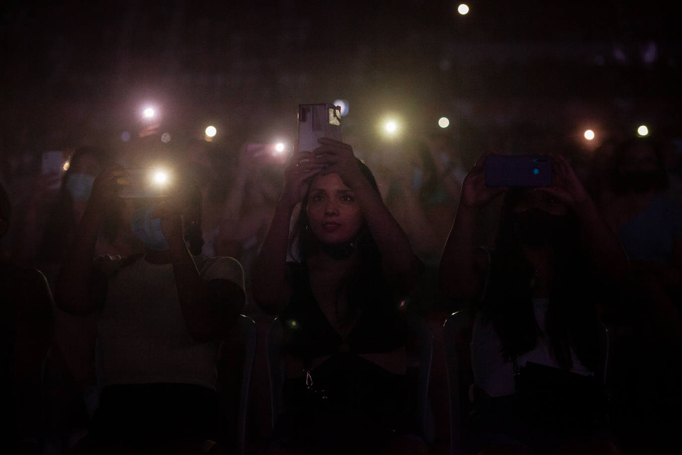 Fotos: Camilo estrena Las Noches del Malecón en el estadio Enrique Roca de Murcia