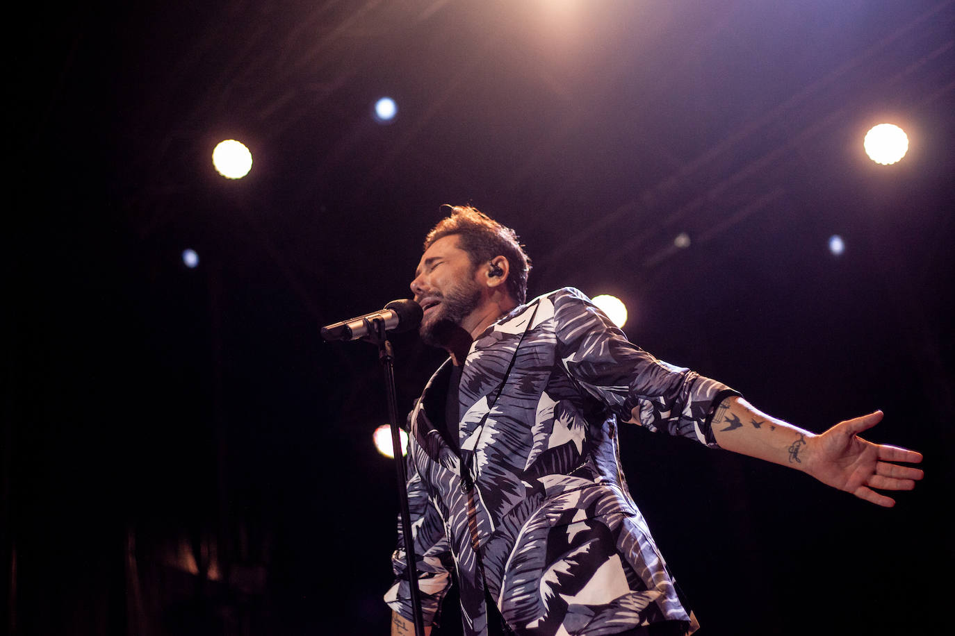 Fotos: Miguel Poveda vuelve a Murcia con Las Noches del Malecón