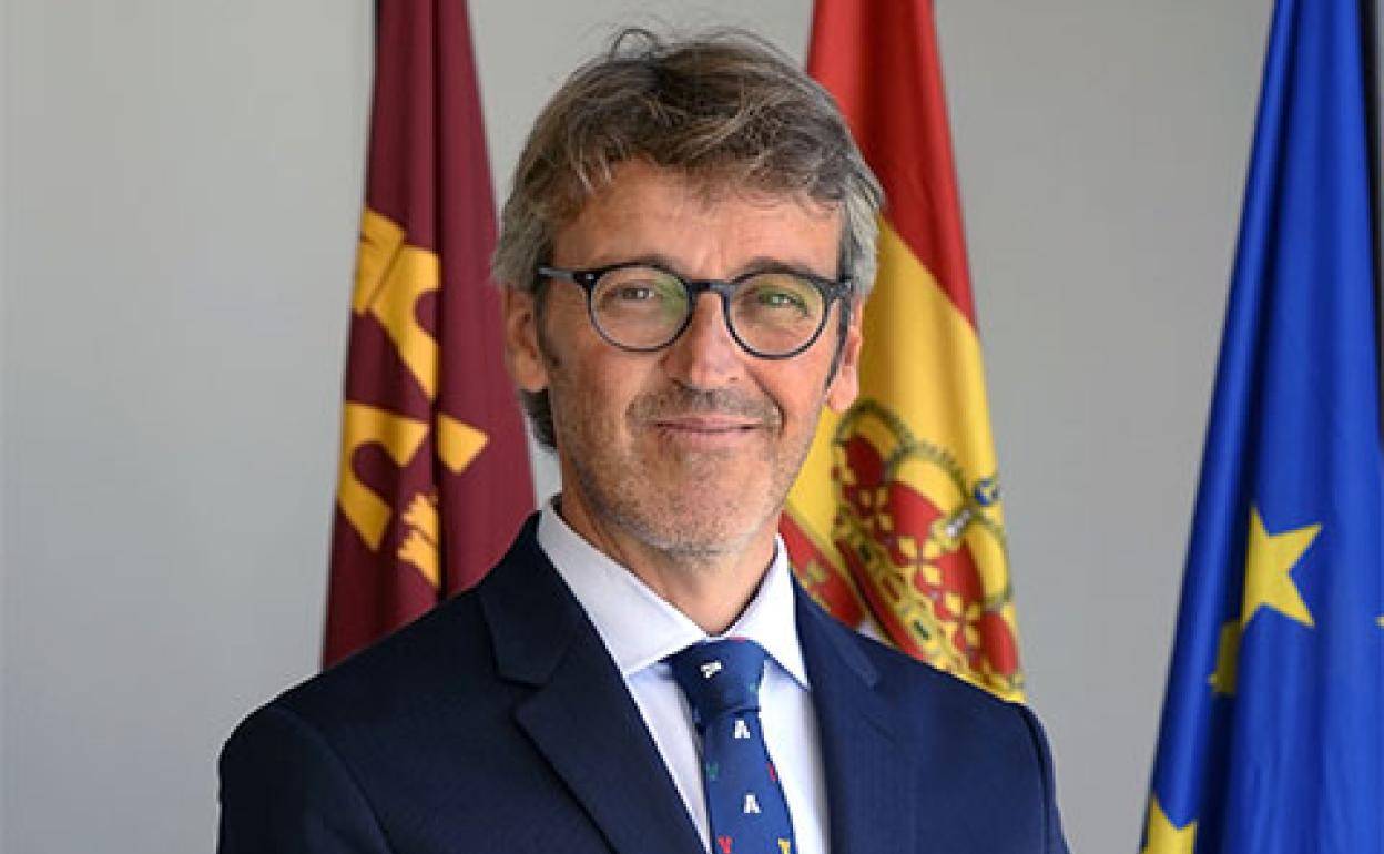 Luis Alberto Marín. 