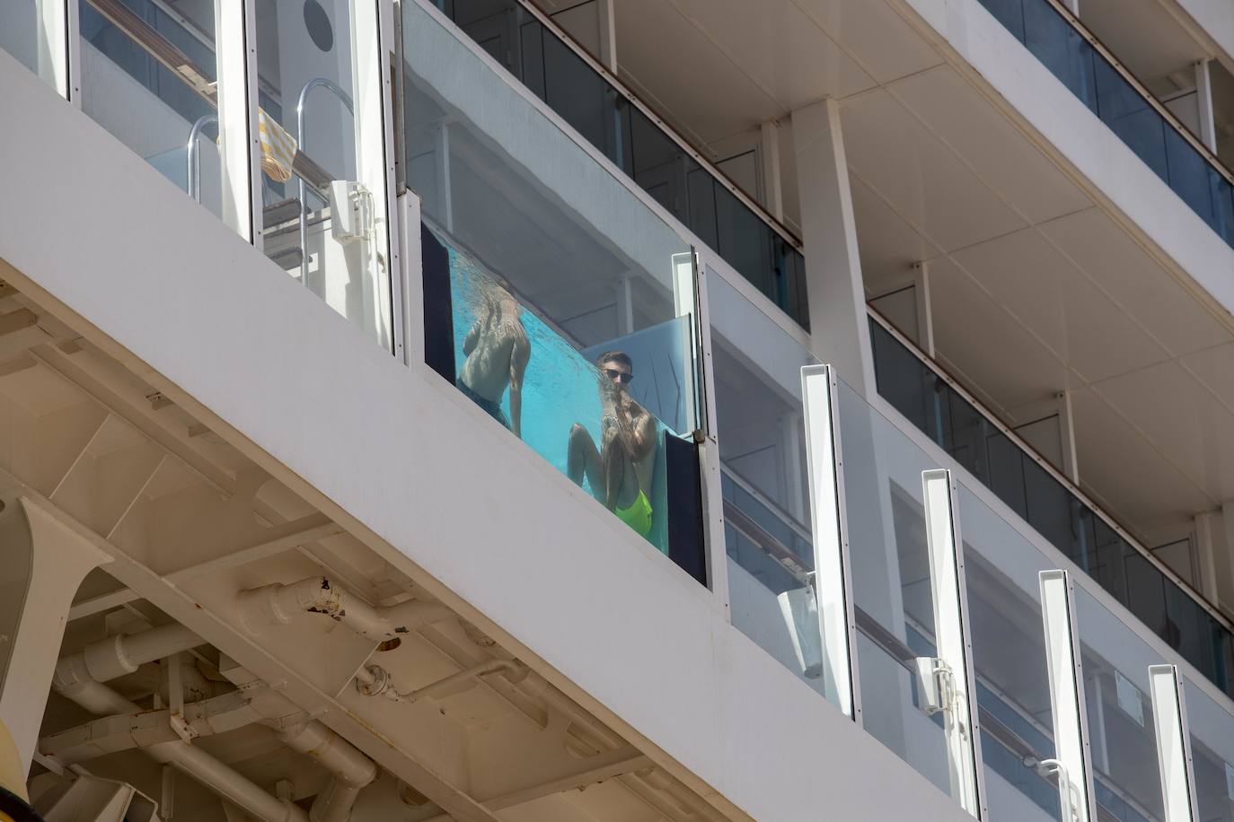 Fotos: El crucero Aída realiza la primera escala en el Puerto de Cartagena tras la pandemia