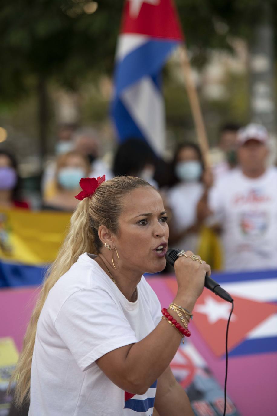 Fotos: Apoyo al pueblo cubano