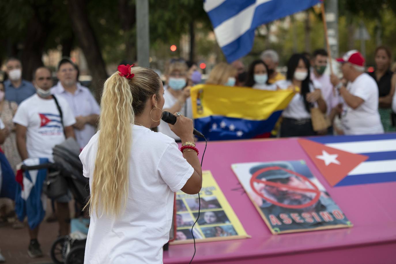 Fotos: Apoyo al pueblo cubano