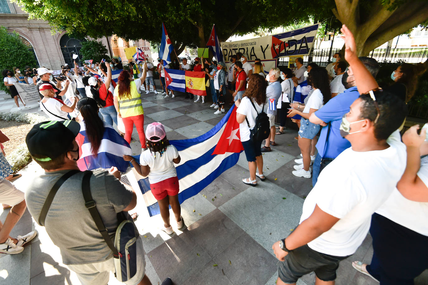 Fotos: Concentración en Murcia en contra del régimen castrista