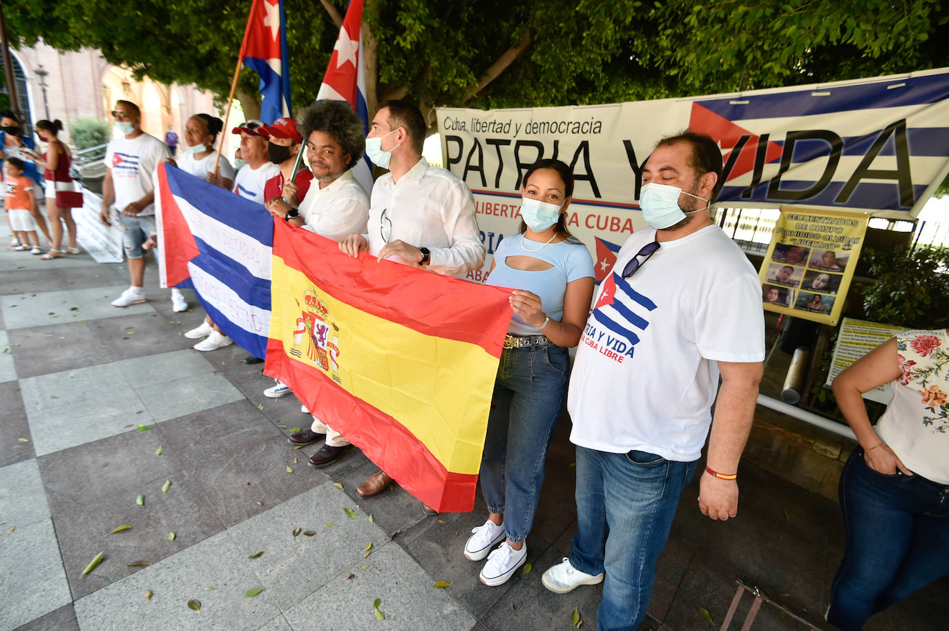 Fotos: Concentración en Murcia en contra del régimen castrista