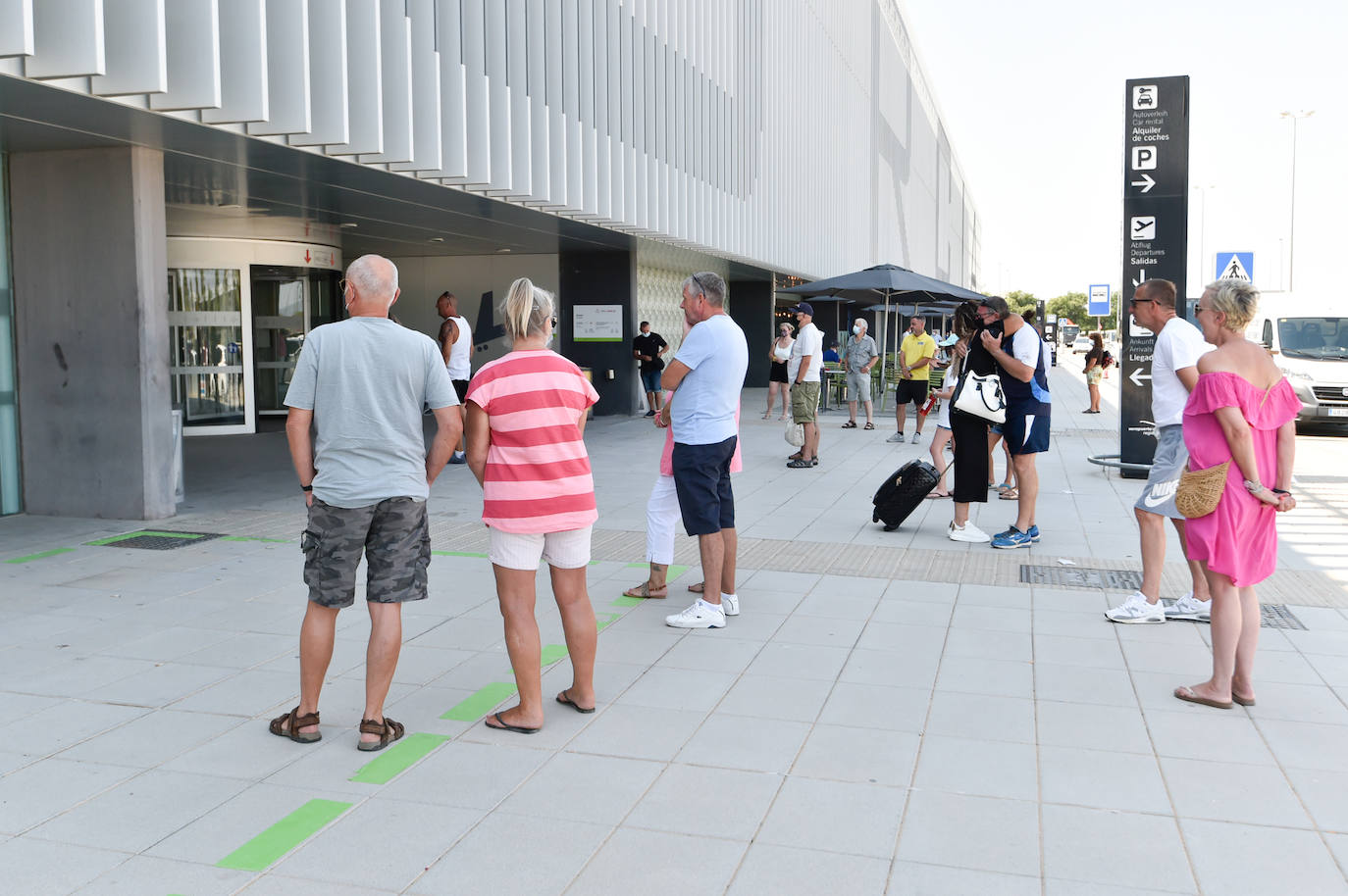 Fotos: El aeropuerto de la Región busca nuevas rutas con Madrid, Galicia, Francia y Alemania