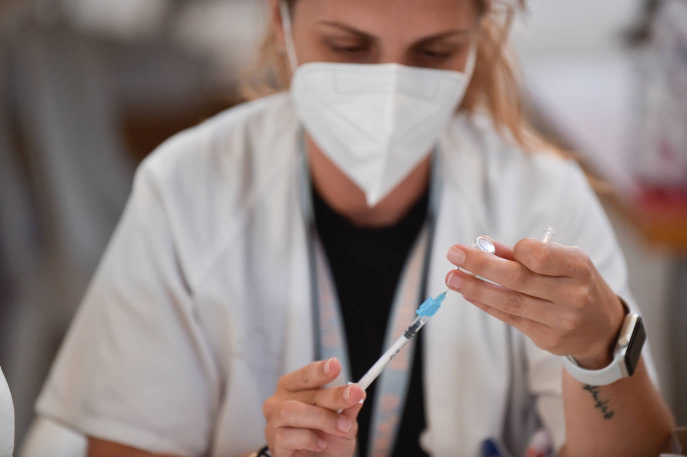 Fotos: Vacuna para los trabajadores del campo en el Enrique Roca