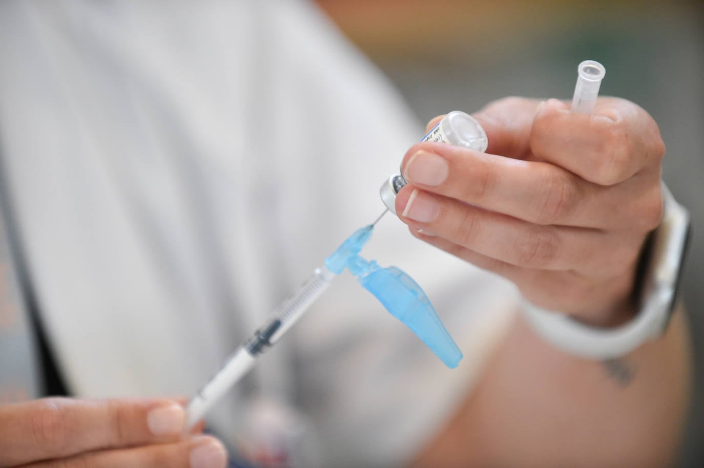 Fotos: Vacuna para los trabajadores del campo en el Enrique Roca