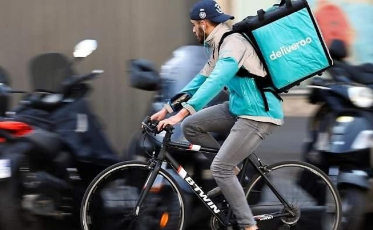 Deliveroo deja España poco antes de que entre en vigor la ley 'rider'