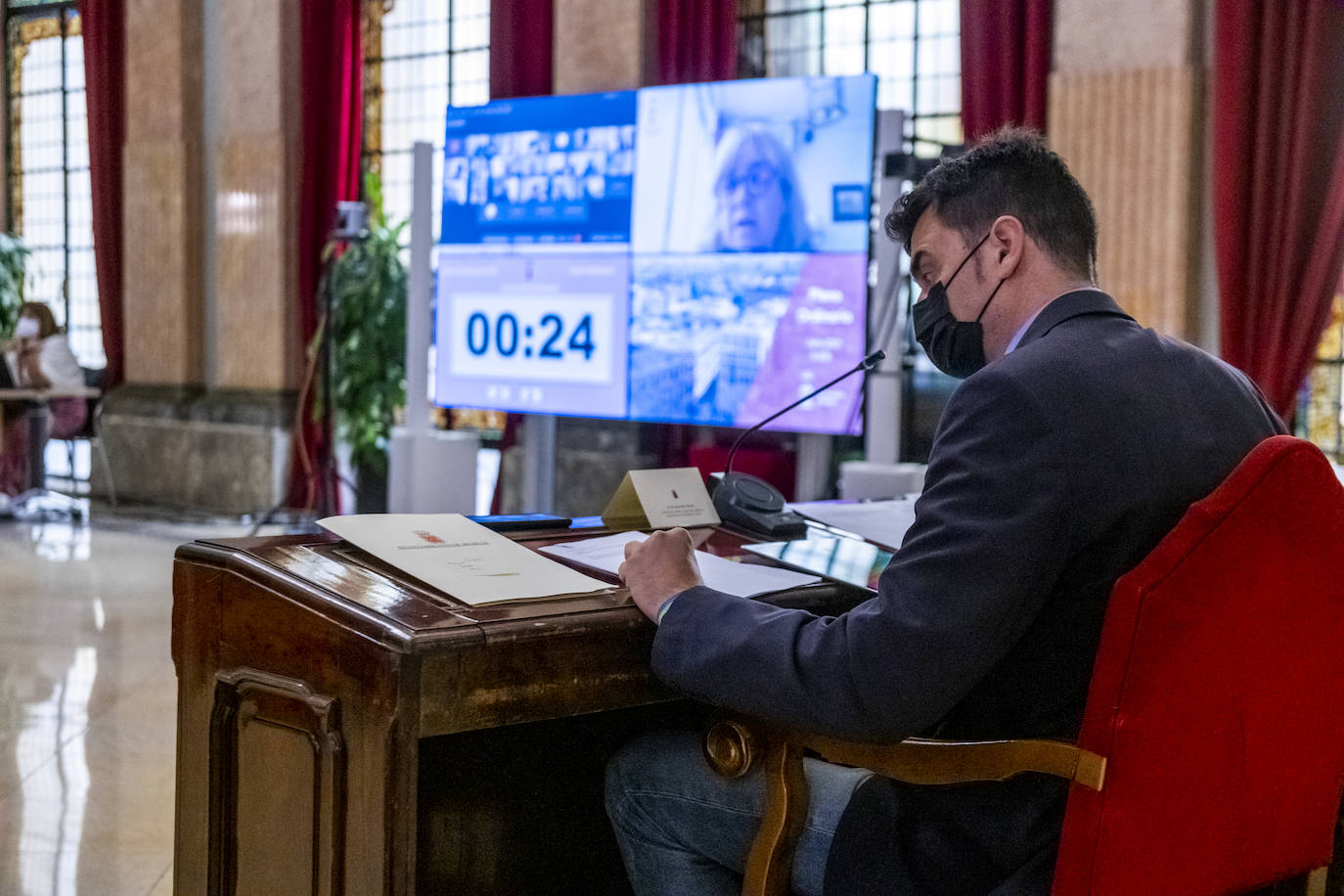 Fotos: El Pleno de Murcia pide mantener el servicio de Cercanías con la abstención del PSOE