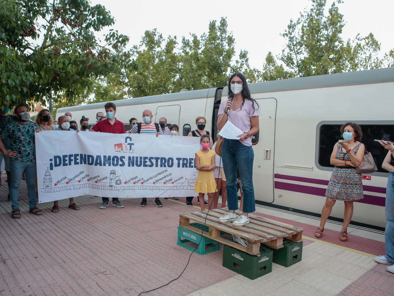 Fotos: Protesta en Lorca contra el cierre de la línea de Cercanías Murcia-Águilas