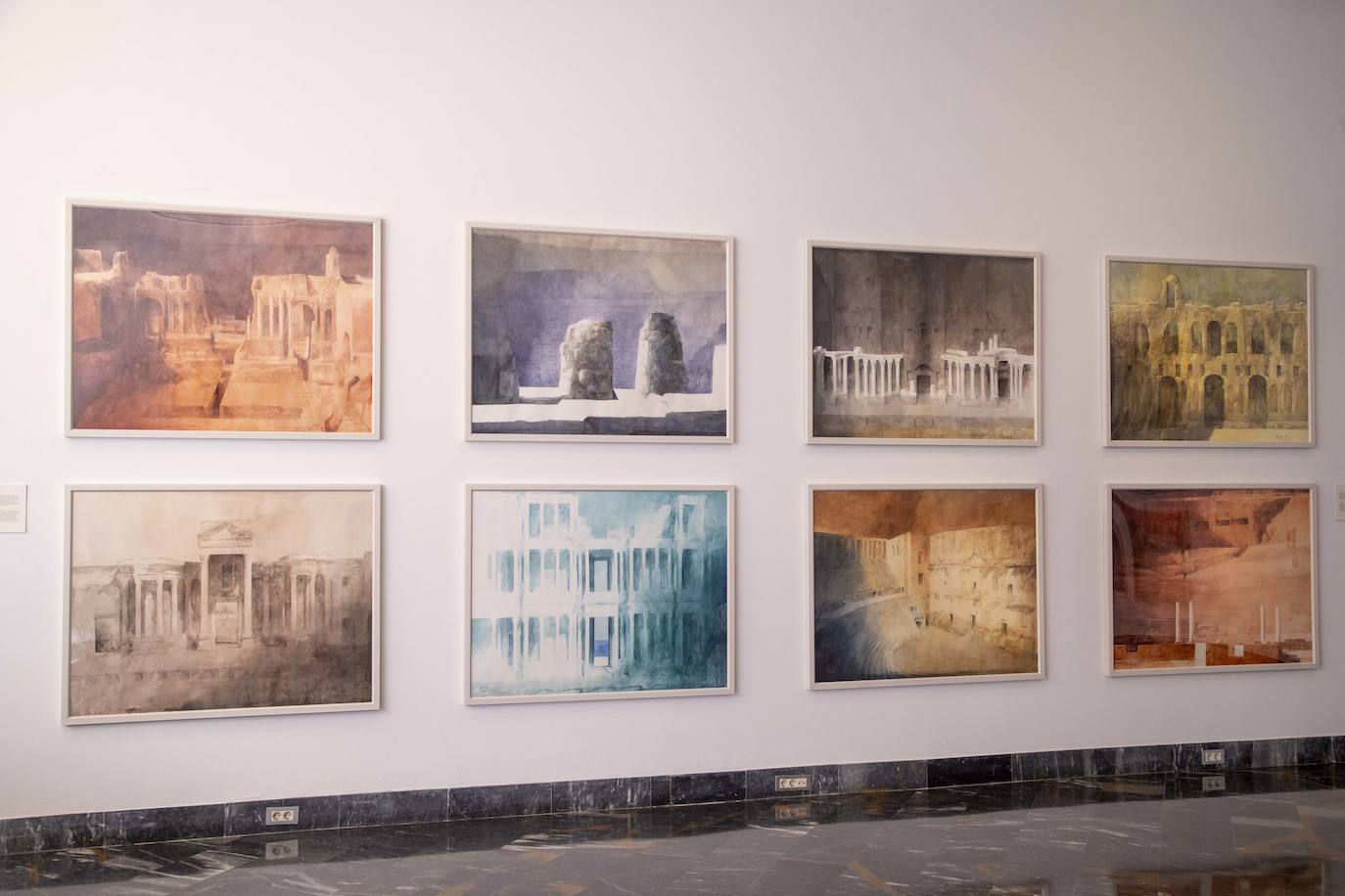 Fotos: Pedro Cano presenta &#039;Teatros&#039;, su última exposición en Cartagena