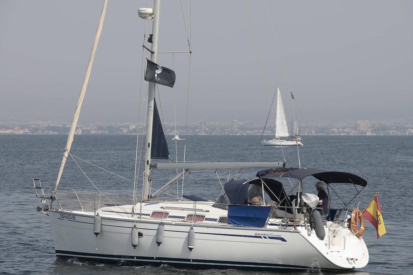 Fotos: Medio centenar de veleros salen a navegar unidos en defensa de una voz propia para el Mar Menor