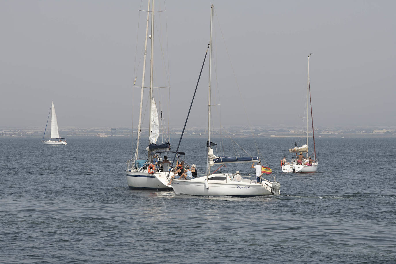 Fotos: Medio centenar de veleros salen a navegar unidos en defensa de una voz propia para el Mar Menor