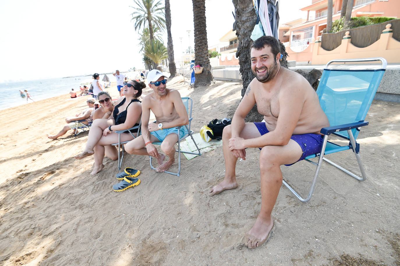 Fotos: Vecinos y turistas, «de luto» por la crisis del Mar Menor