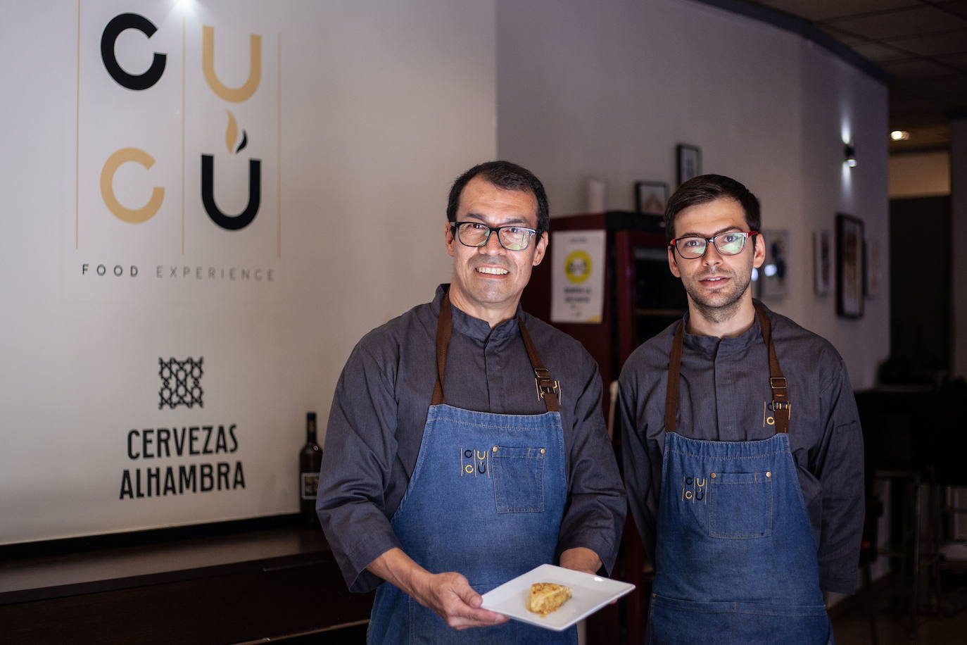 Fotos: Así se cocina la tortilla de Murcia que competirá por ser la mejor de España