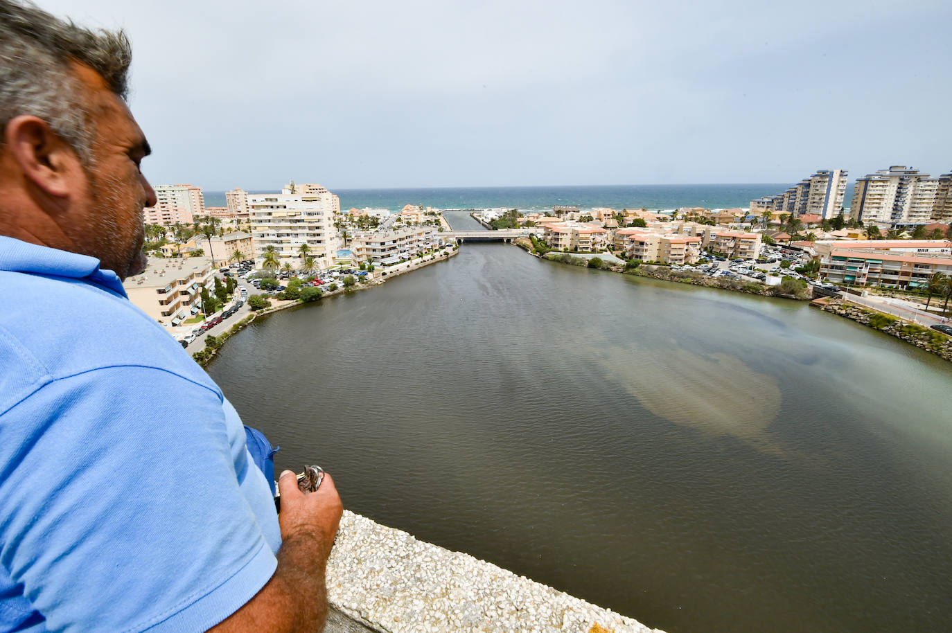 Fotos: Nuevo cierre de playas al cumplirse una semana con peces muertos en el Mar Menor
