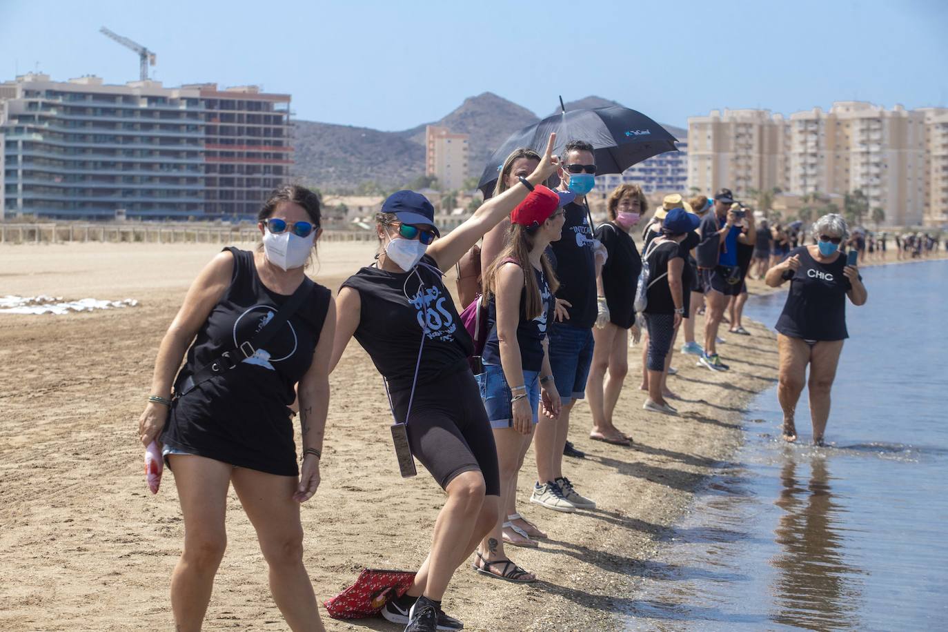 Fotos: Protesta en la Playa de los Alemanes en defensa del Mar Menor