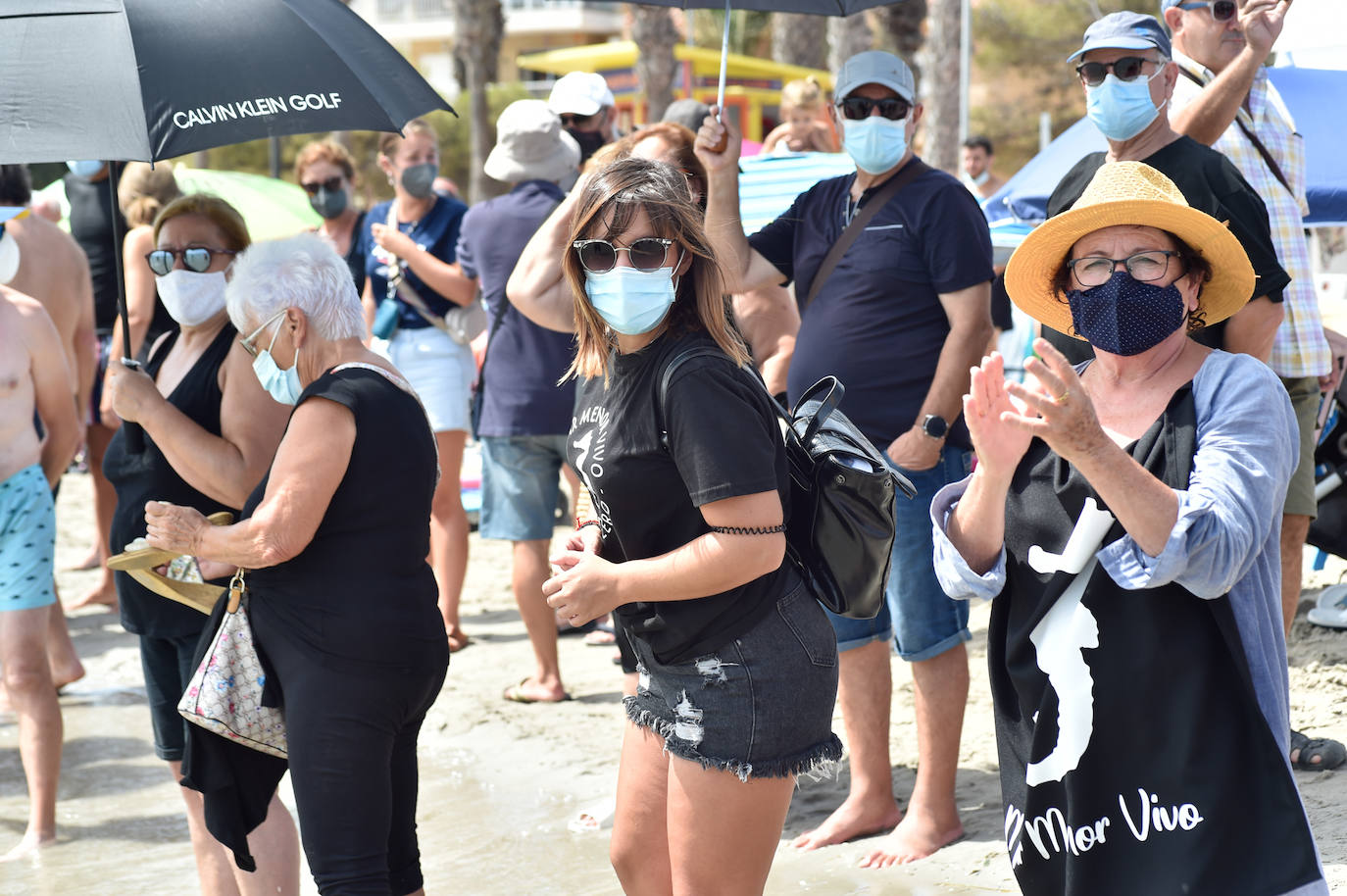 Fotos: La cadena humana en defensa de la laguna salada, en imágenes