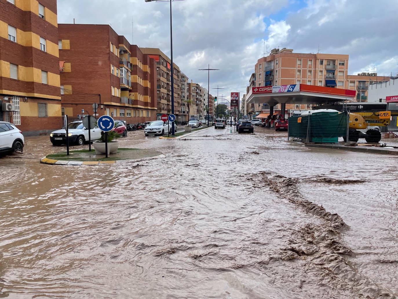 Fotos: La lluvia torrencial desborda calles y ramblas en Águilas