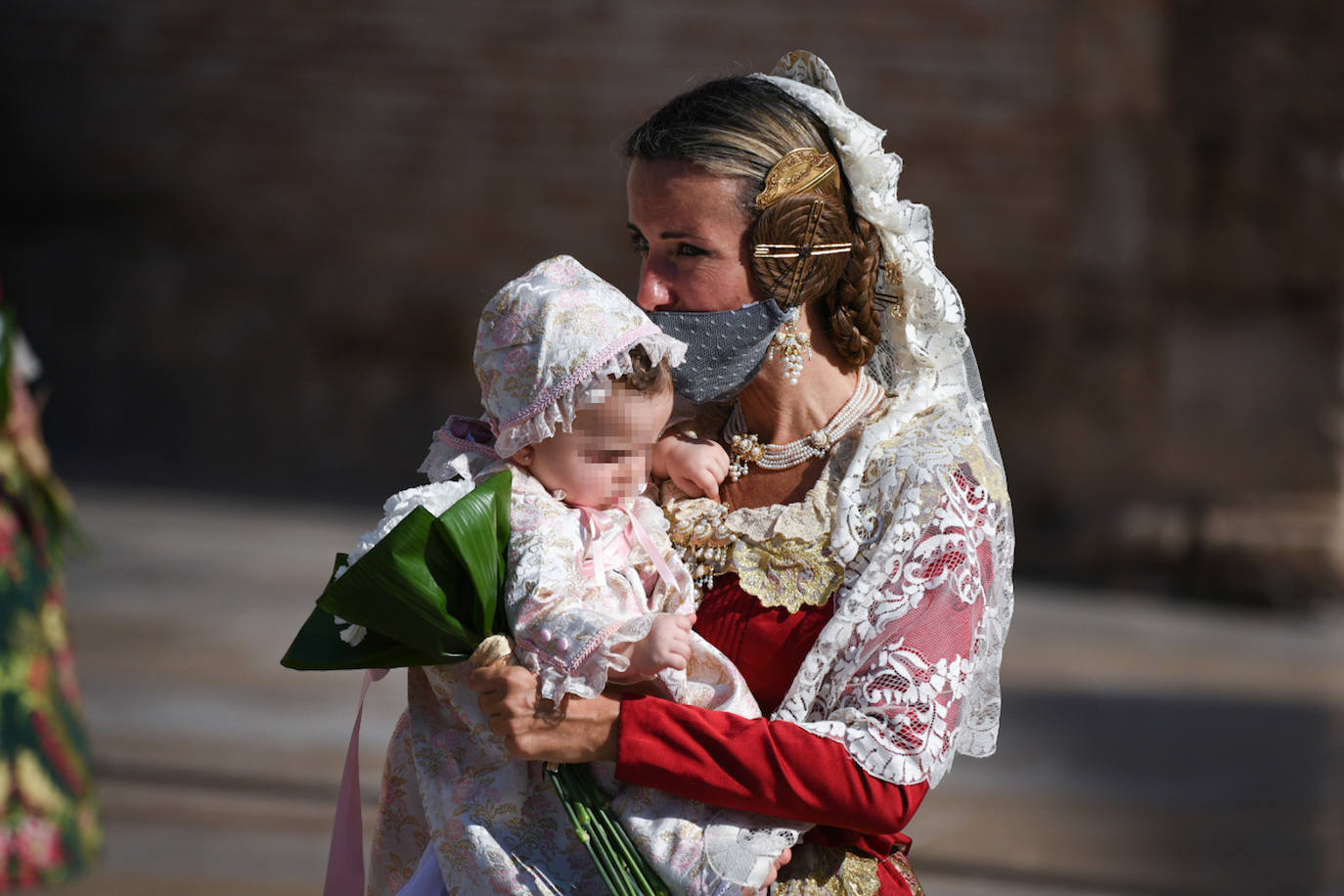 Fotos: Así han sido las atípicas Fallas de Valencia con mascarillas y abanicos