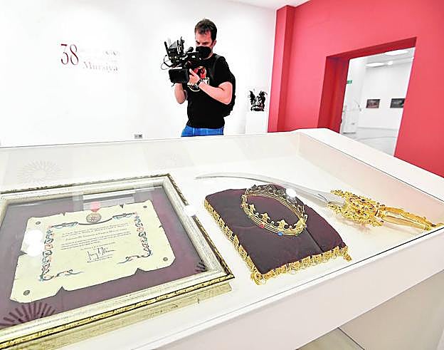 Casi cuatro décadas de Moros y Cristianos