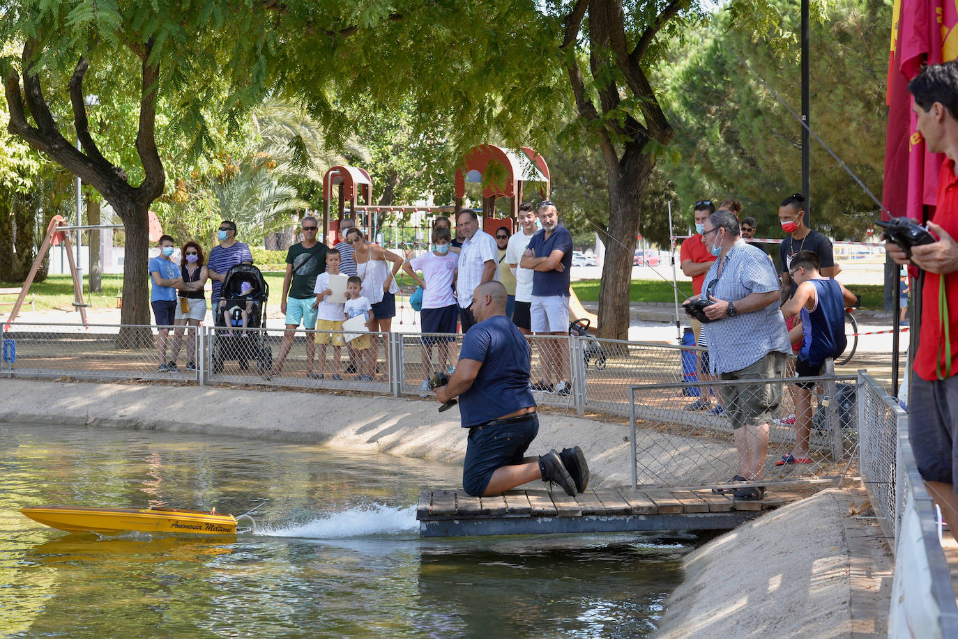 Fotos: Modelismo naval para chicos y grandes en El Carmen