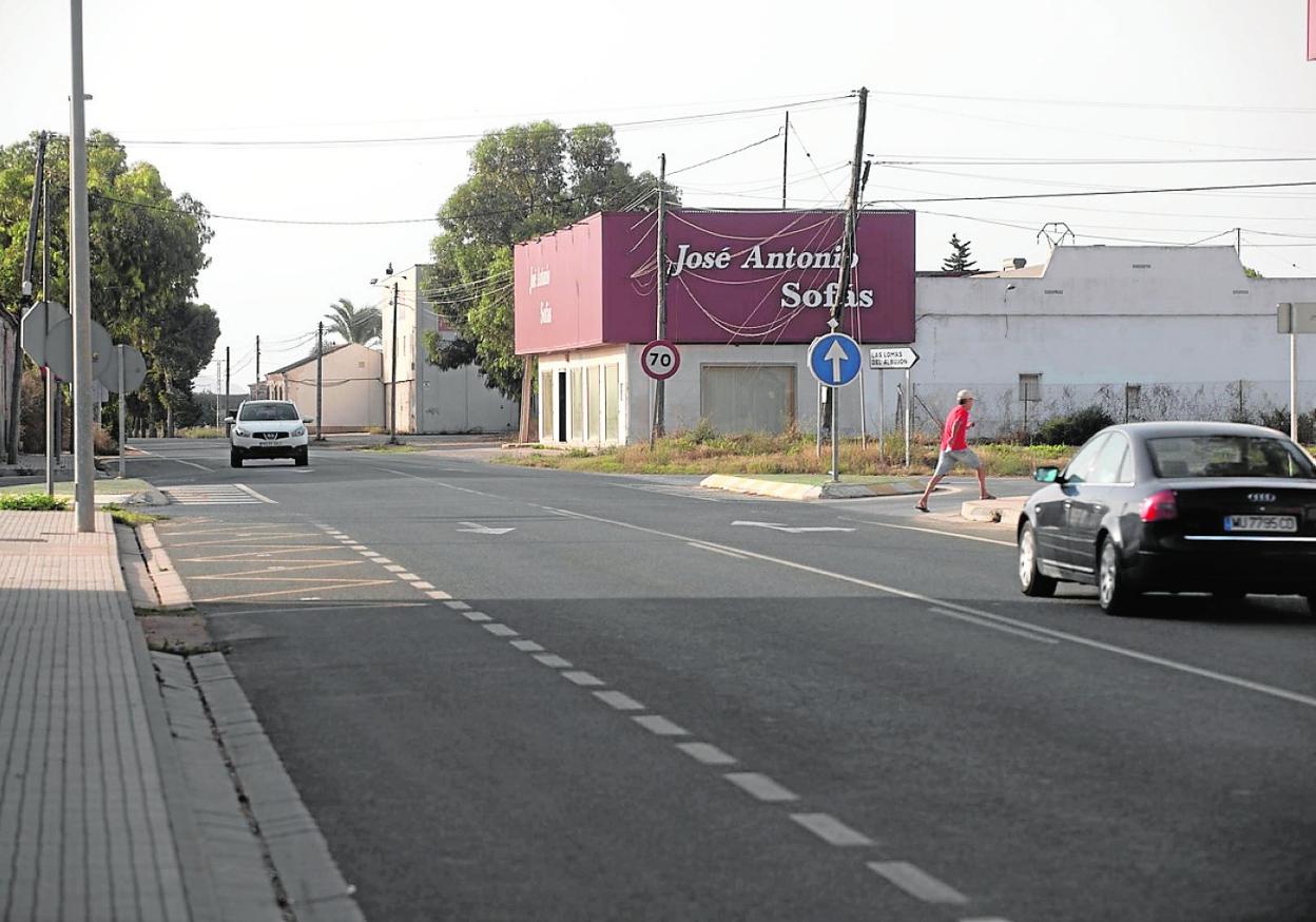 Tramo de la carretera en el que los vecinos quieren un mayor control de la velocidad. 