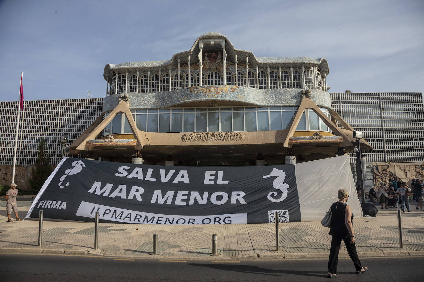 Fotos: La plataforma de la ILP del Mar Menor busca 175.000 firmas más