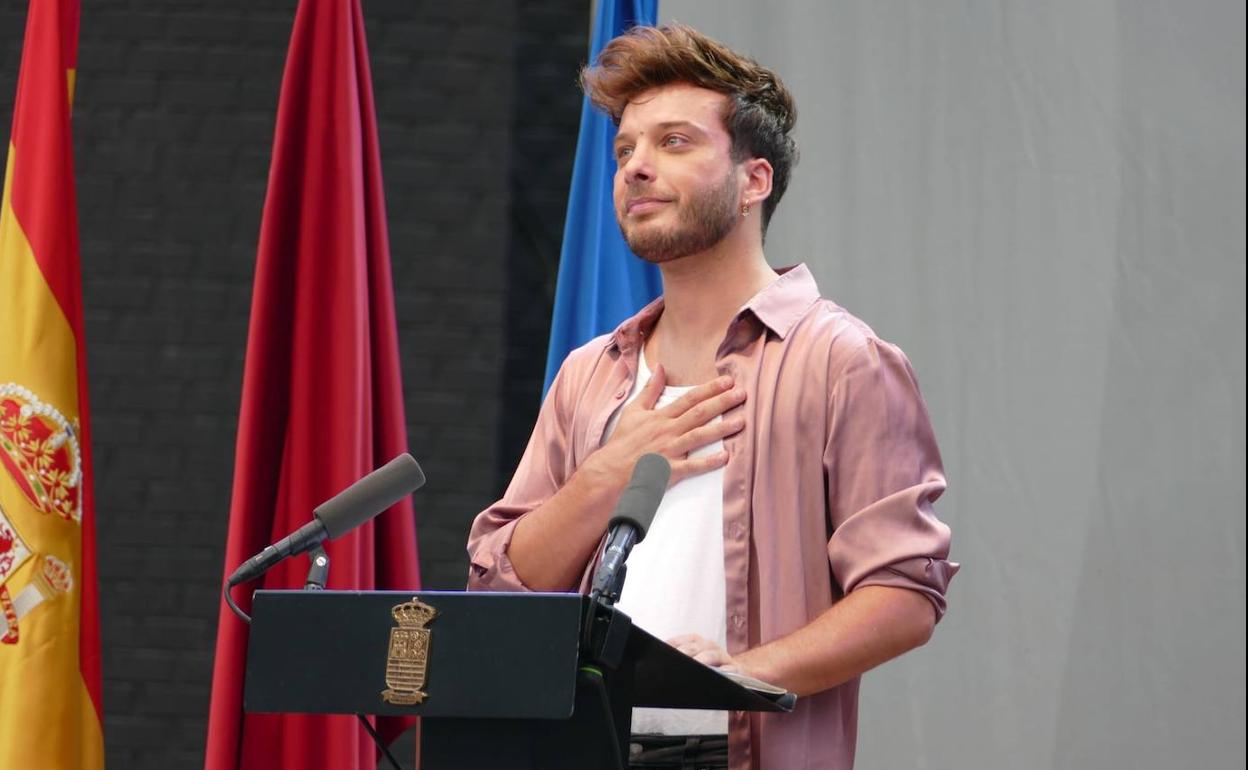 Blas Cantó, durante el pregón de las fiestas.