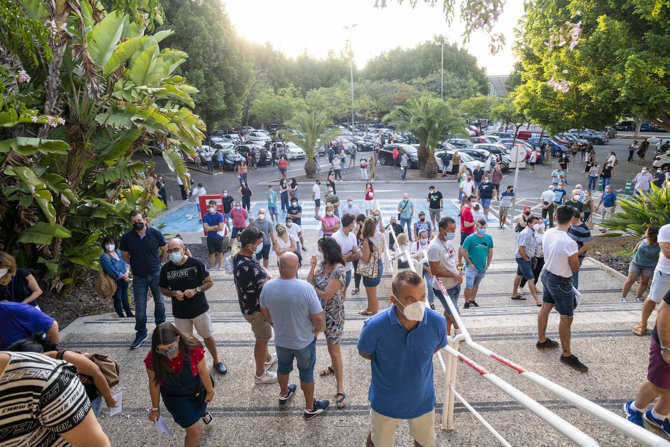 Fotos: Correos celebra este domingo las pruebas de examen para cubrir 68 puestos fijos en la Región de Murcia