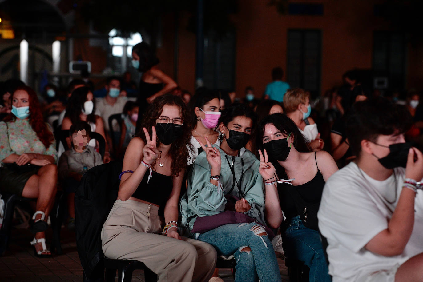 Fotos: El Cuartel de Artillería se inunda de pop