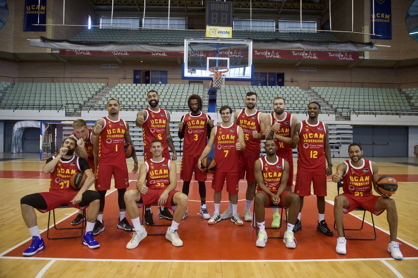 Fotos: Los jugadores del UCAM CB posan en el &#039;Media Day&#039;