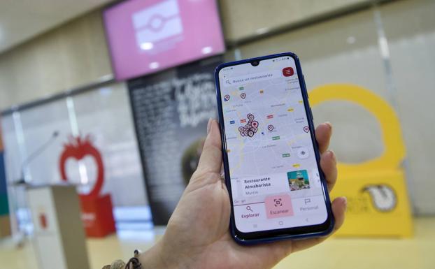 La 'app' de 'Pasaporte Gastronómico' en la pantalla de un móvil. 
