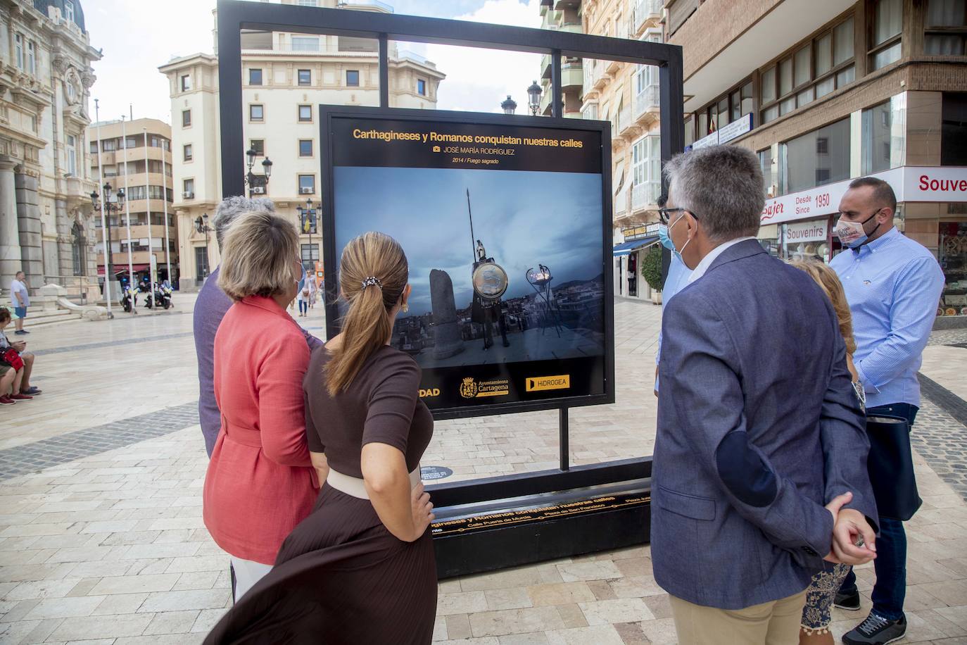 Fotos: Las fiestas de Cartagena se retratan en la calle