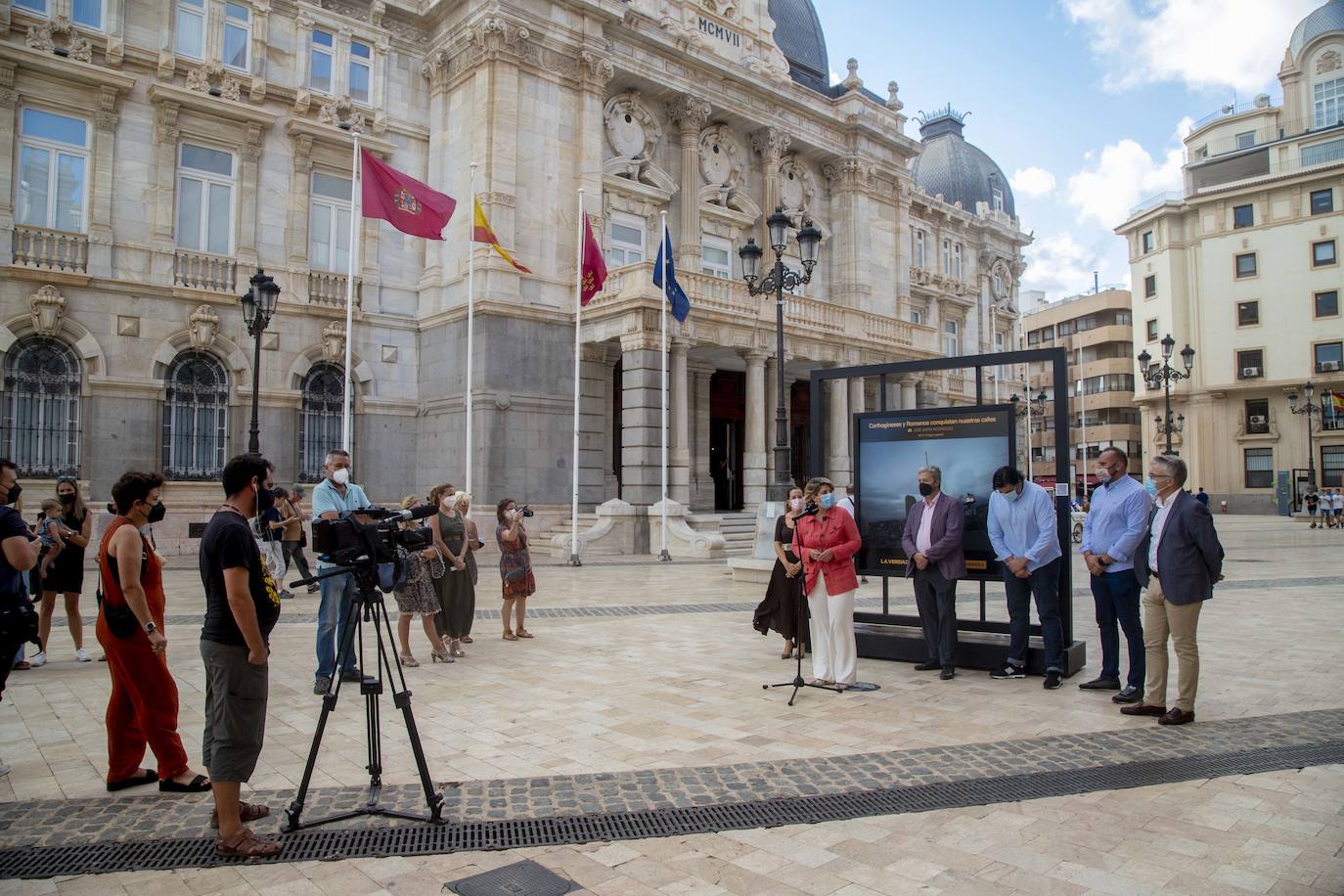 Fotos: Las fiestas de Cartagena se retratan en la calle