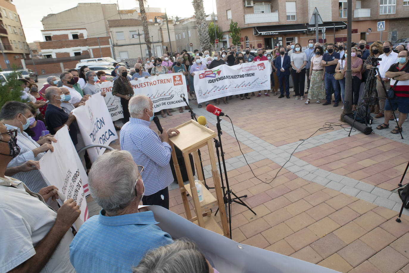 Fotos: Alcantarilla también rechaza el cierre del servicio de Cercanías