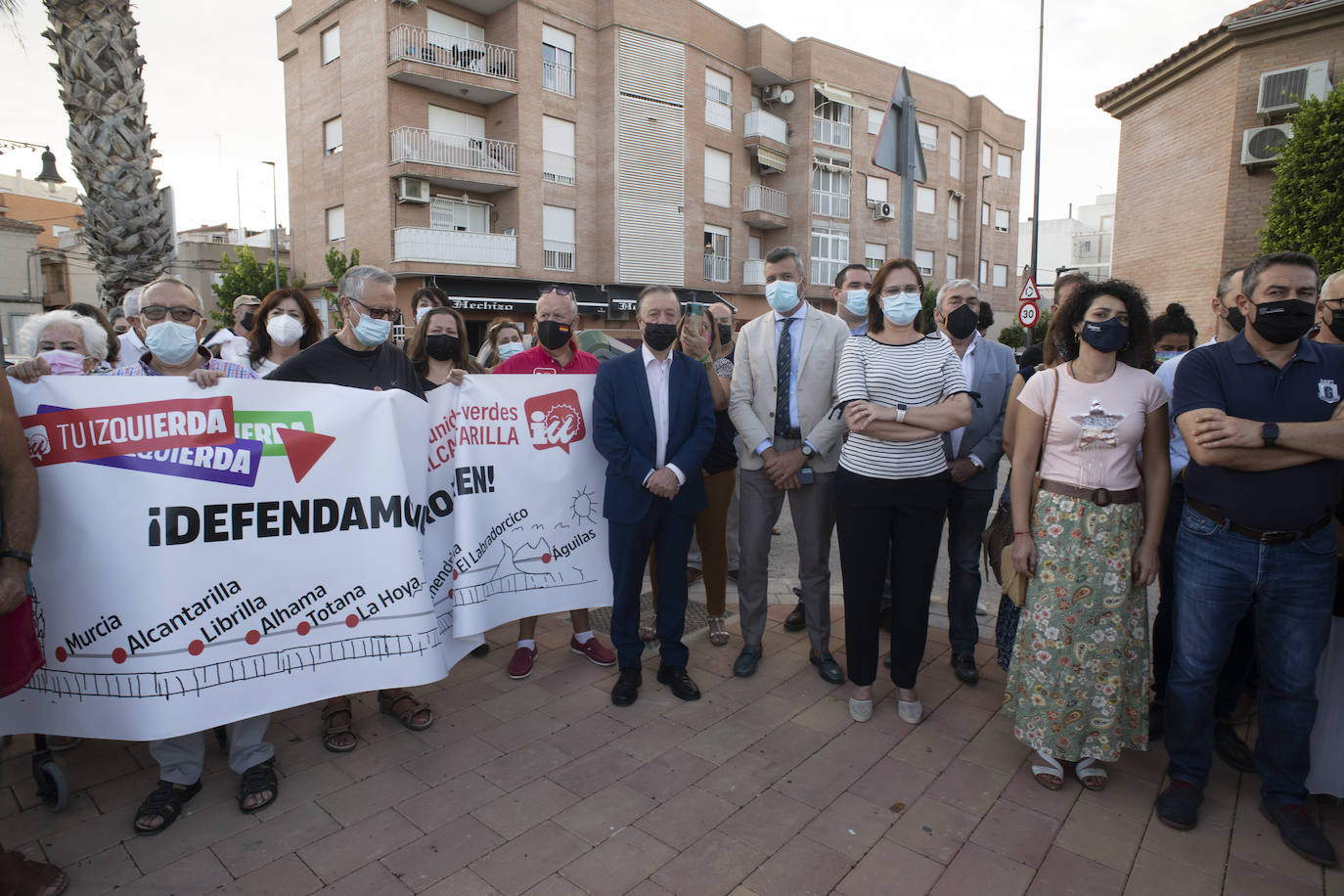 Fotos: Alcantarilla también rechaza el cierre del servicio de Cercanías
