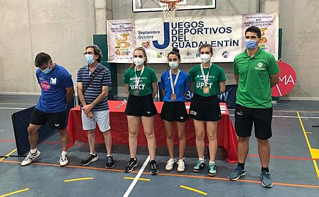 Ganadoras del tenis de mesa de los Juegos del Guadalentín. 