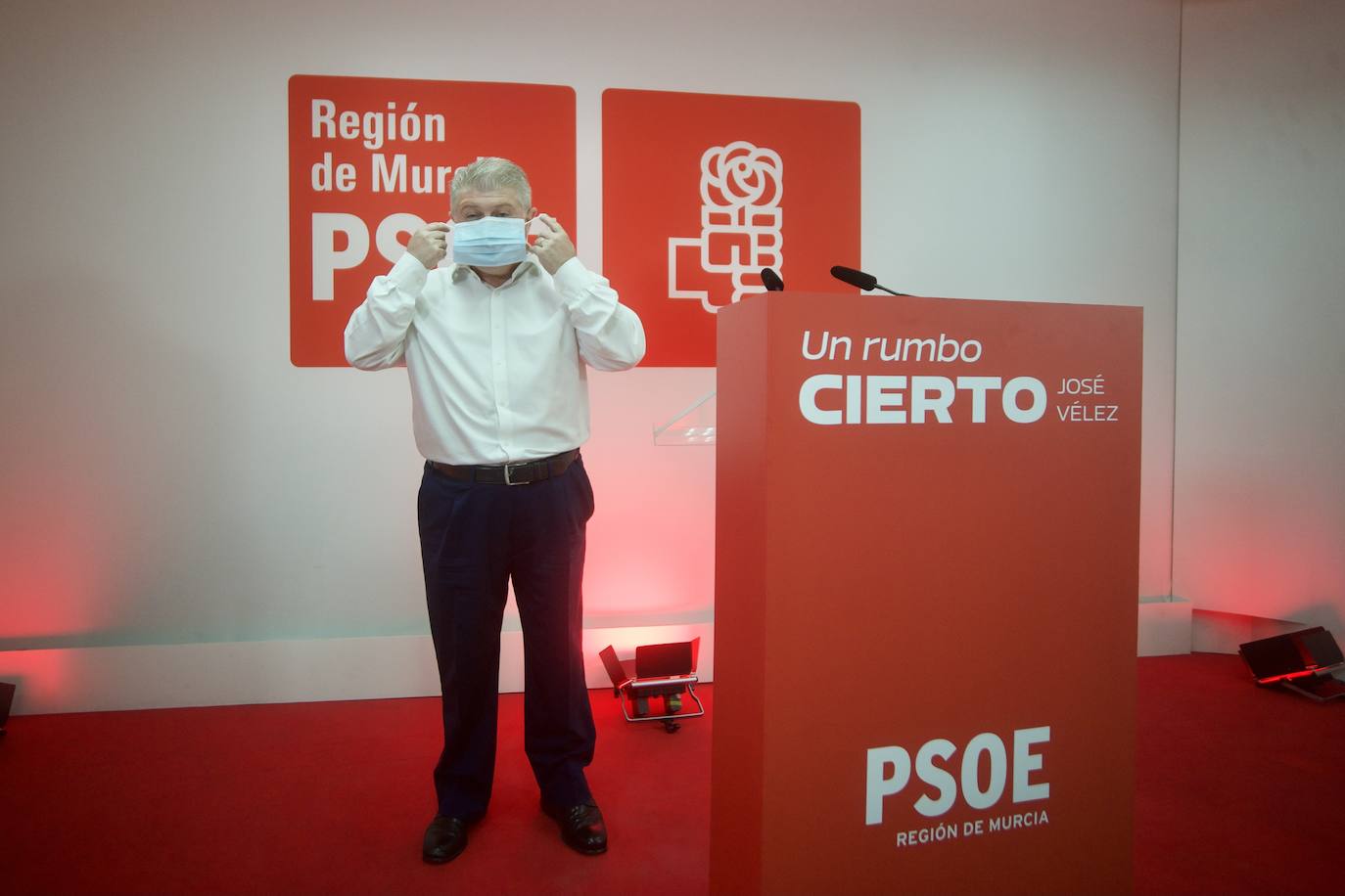 Fotos: Vélez se lanza a por la Secretaría General del PSRM con apelaciones a «la unidad de los 5.000 militantes»